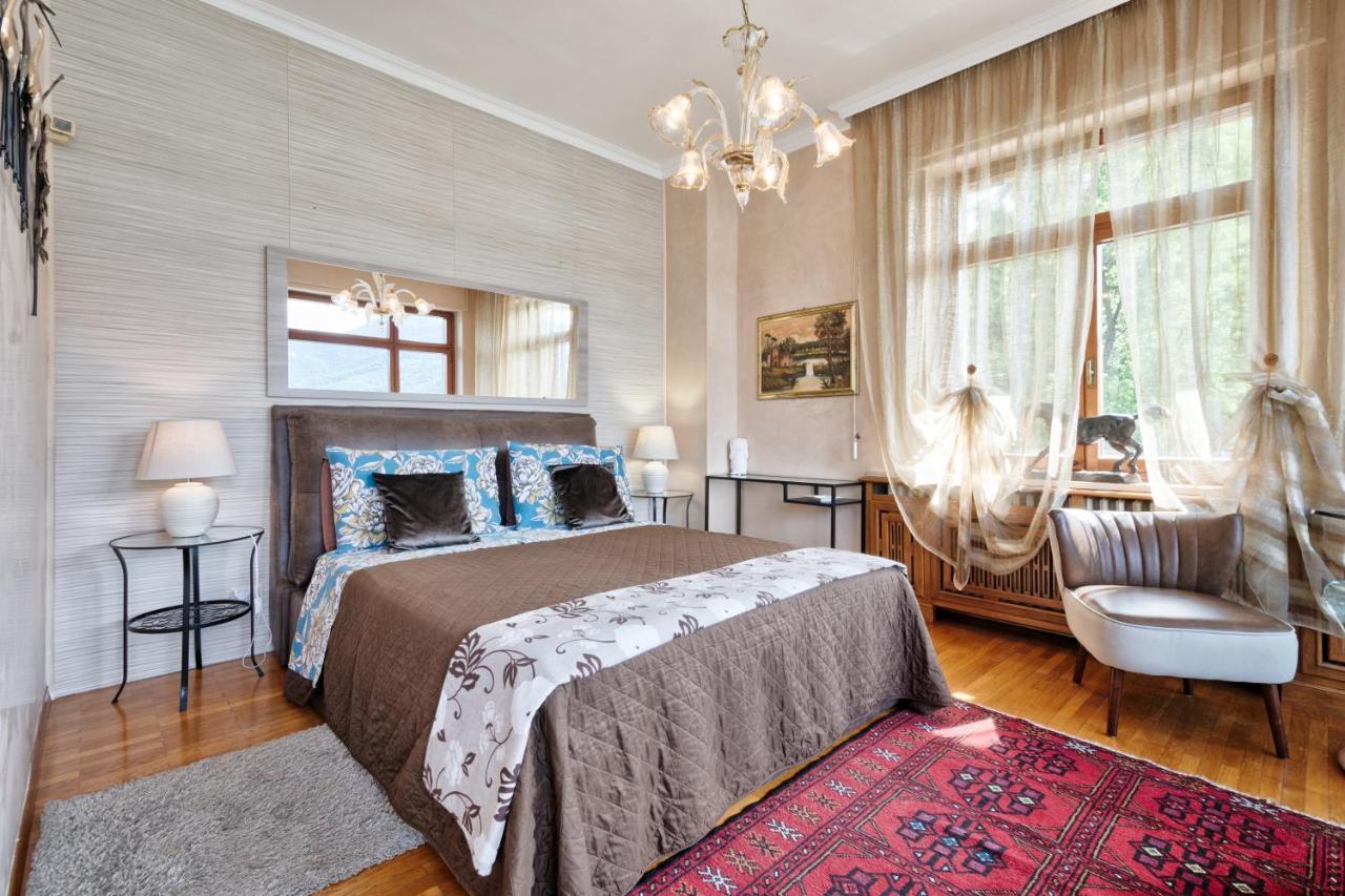B&B In Riva Al Lago 阿维里亚那 外观 照片