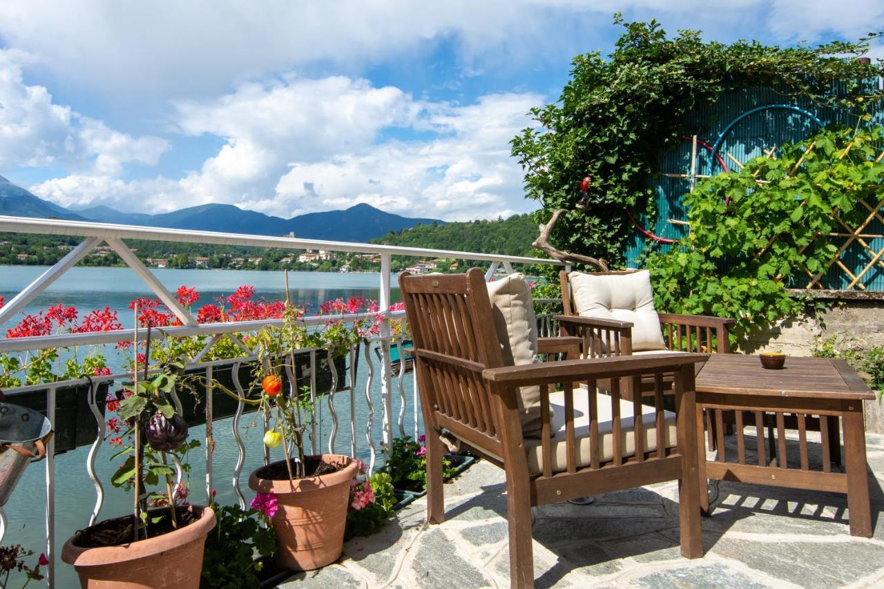B&B In Riva Al Lago 阿维里亚那 外观 照片