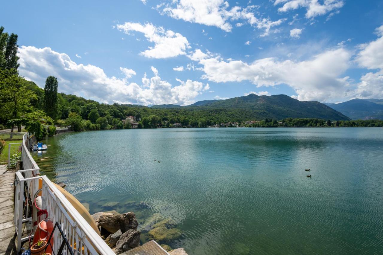 B&B In Riva Al Lago 阿维里亚那 外观 照片