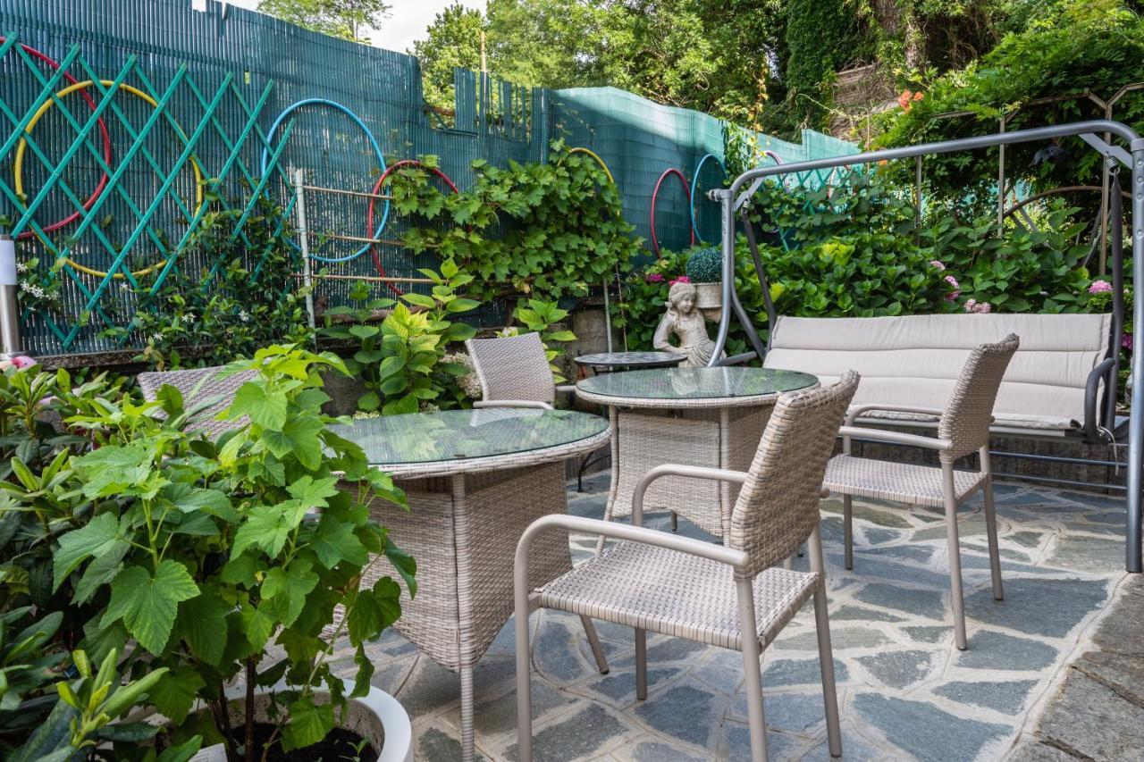B&B In Riva Al Lago 阿维里亚那 外观 照片