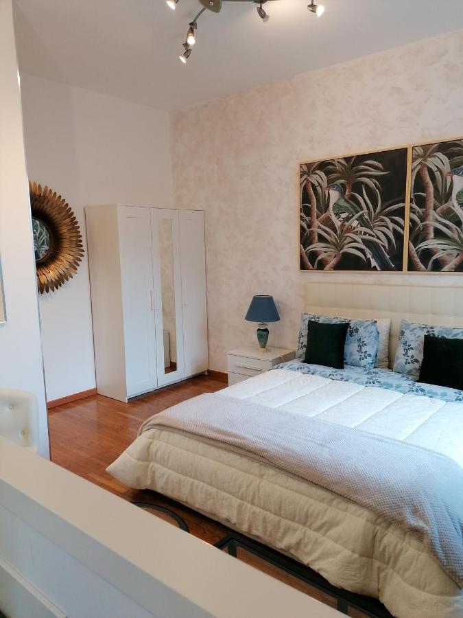 B&B In Riva Al Lago 阿维里亚那 外观 照片