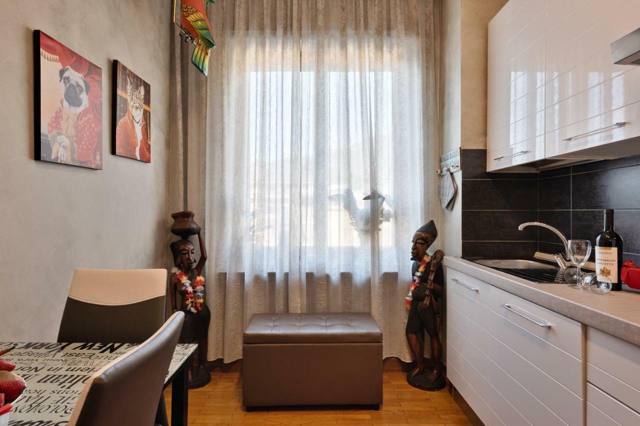 B&B In Riva Al Lago 阿维里亚那 外观 照片