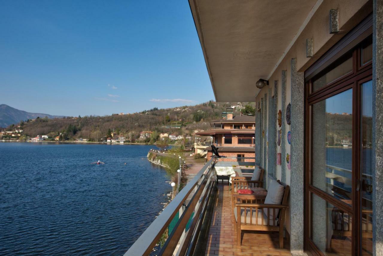 B&B In Riva Al Lago 阿维里亚那 外观 照片