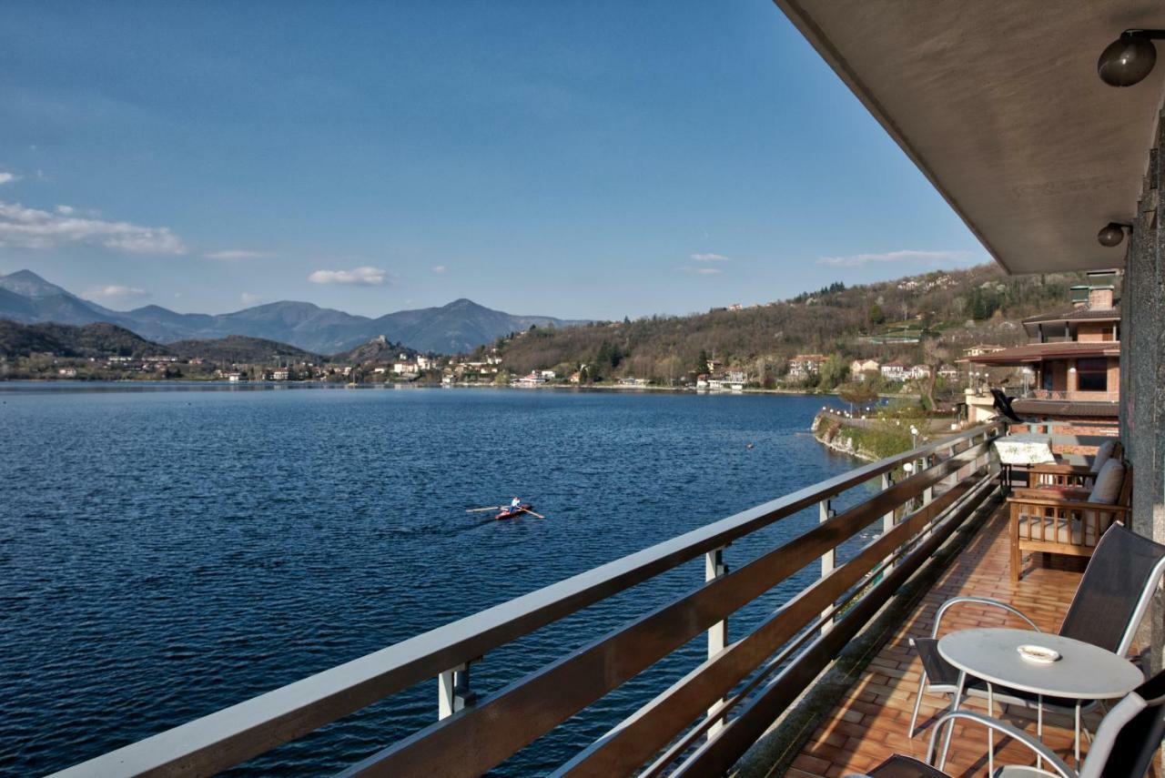 B&B In Riva Al Lago 阿维里亚那 外观 照片
