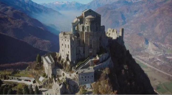 B&B In Riva Al Lago 阿维里亚那 外观 照片